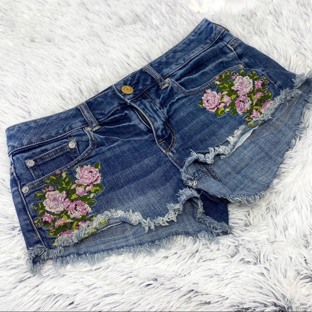 American Eagle Outfitters